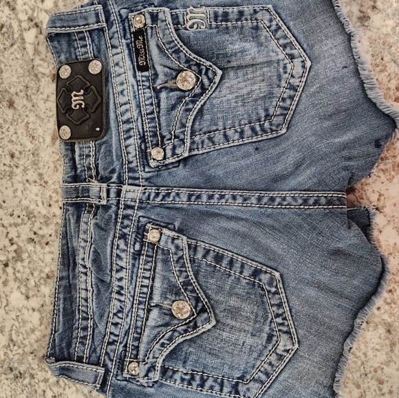 Miss Me Bling Shorts 27 - Picture 5 of 7